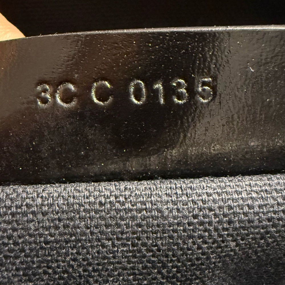🖤 GIVENCHY Antigona Medium Leather Tote - Picture 11 of 11